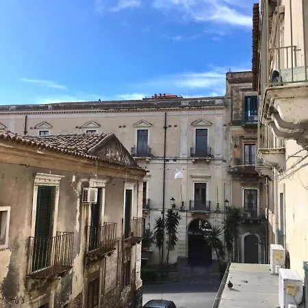 Modern And Historic Openspace In The Center * Catania