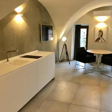 Modern And Historic Openspace In The Center * Catania